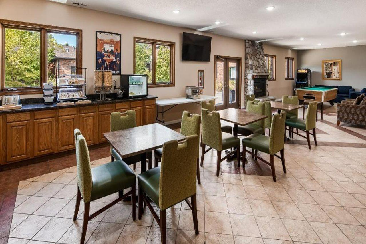 Bliss Point Inn & Suites New Buffalo Luaran gambar